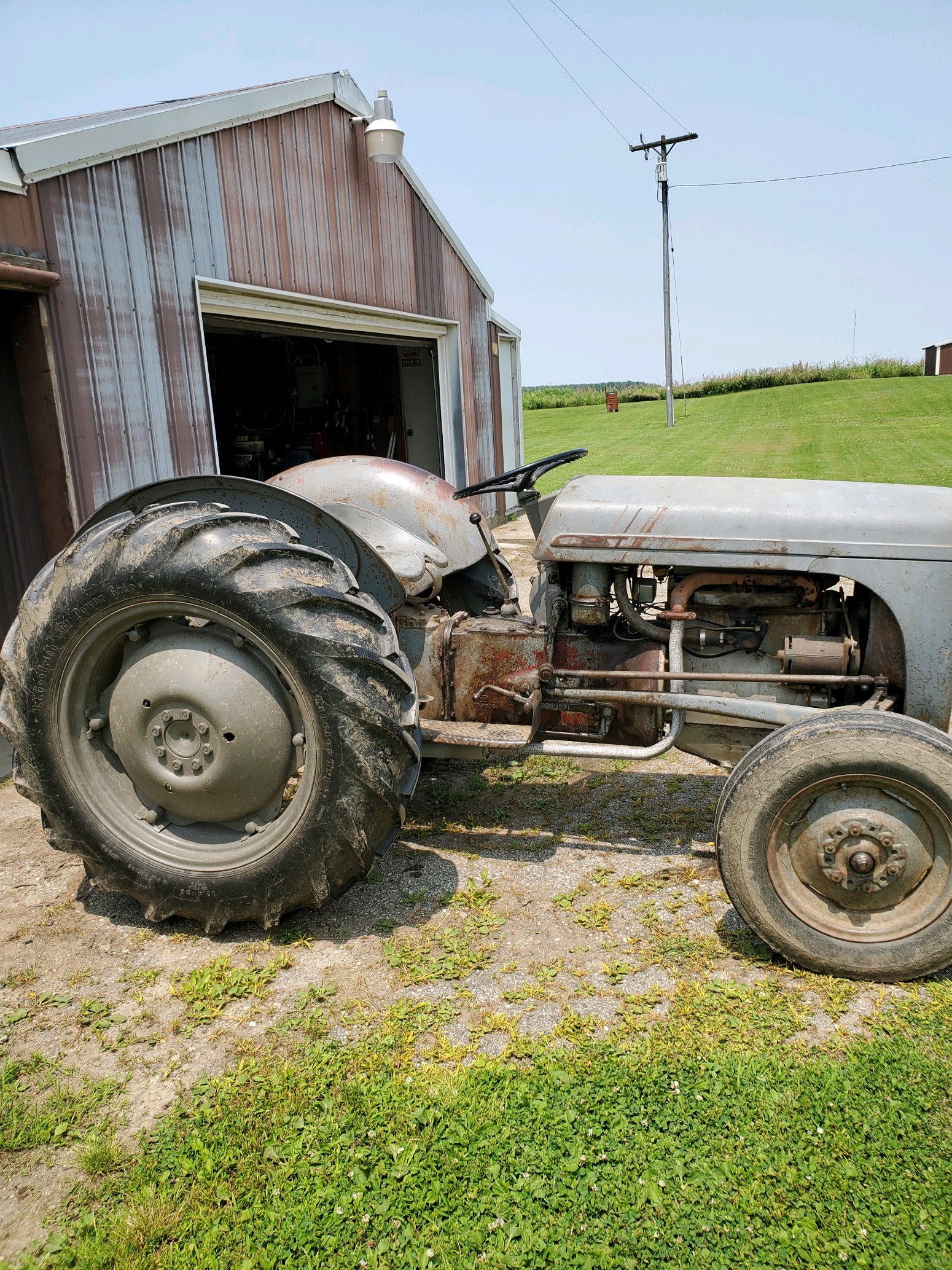 Massey Ferguson TO-20 Tractor