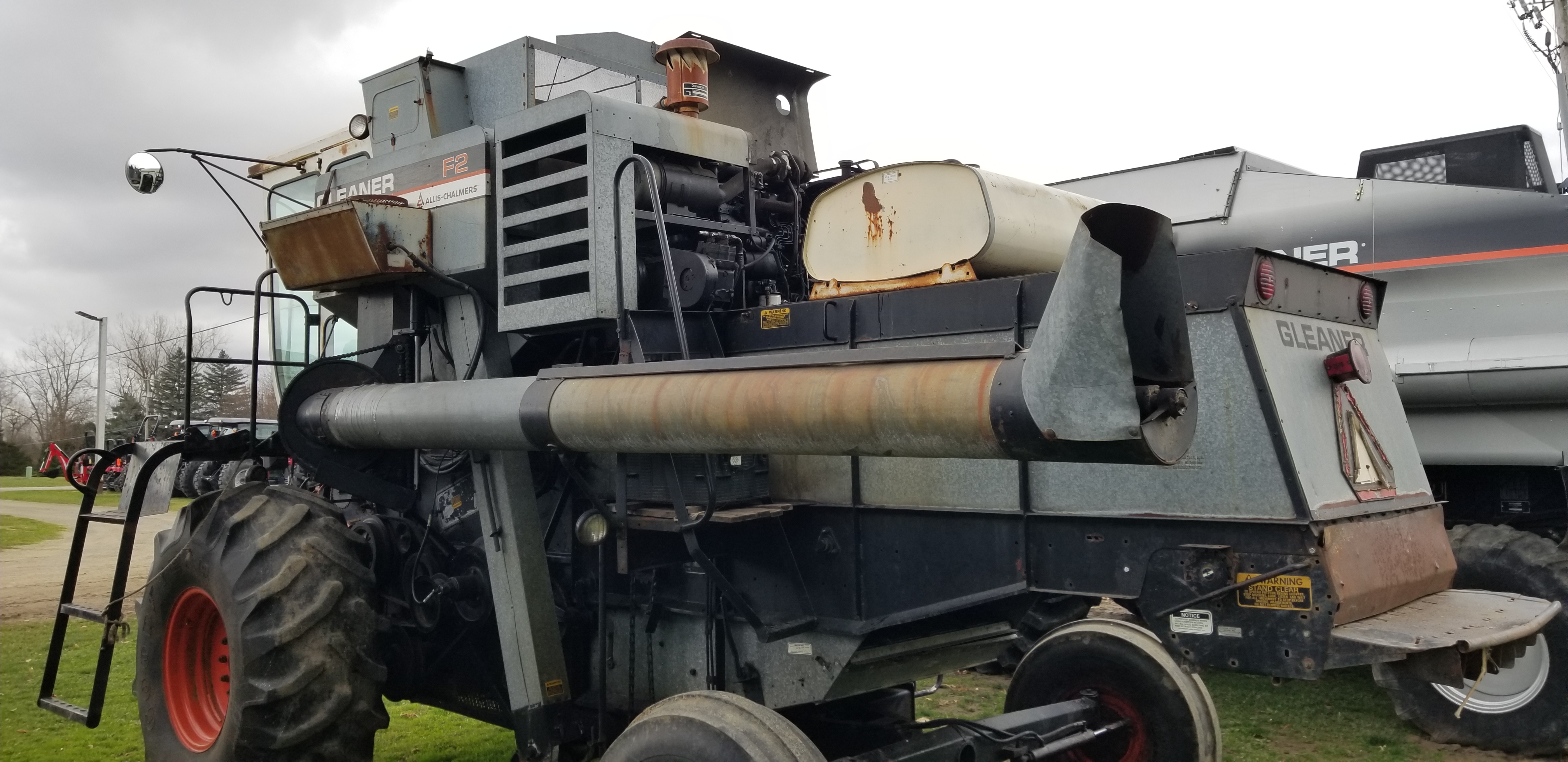 f2 gleaner combines for sale