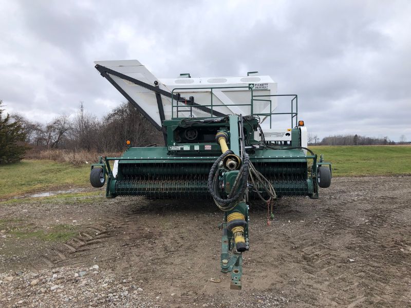 2018 Pickett TWIN MASTER Combine