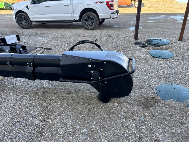 2022 Bourgault KSI 1208 Belt Conveyor