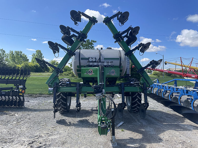 2024 Unverferth 1000 Applicator