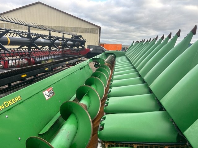 2014 John Deere 618C Header Corn Head