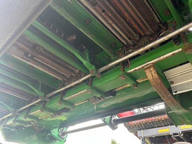 2014 John Deere 618C Header Corn Head