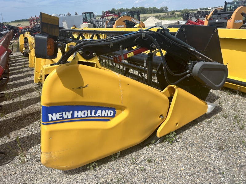 2014 New Holland 740CF-30 Header Flex