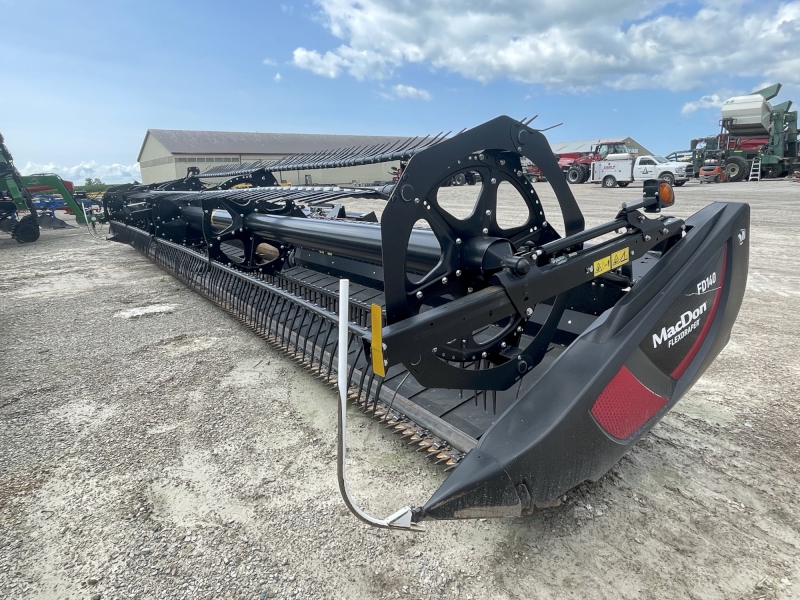 2019 MacDon FD140 Header Draper Flex