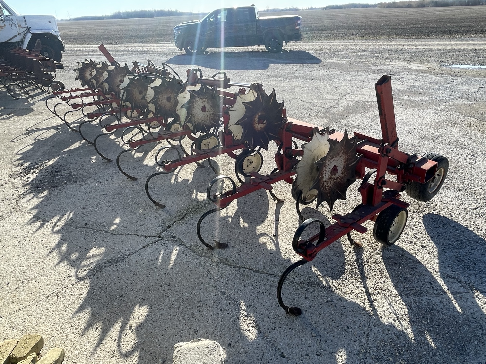 Kongskilde 8 ROW Field Cultivator