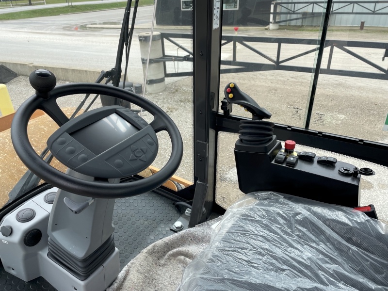 2024 Case SV211ESM Roller