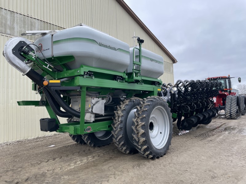 2025 Unverferth 2130DT Strip Till