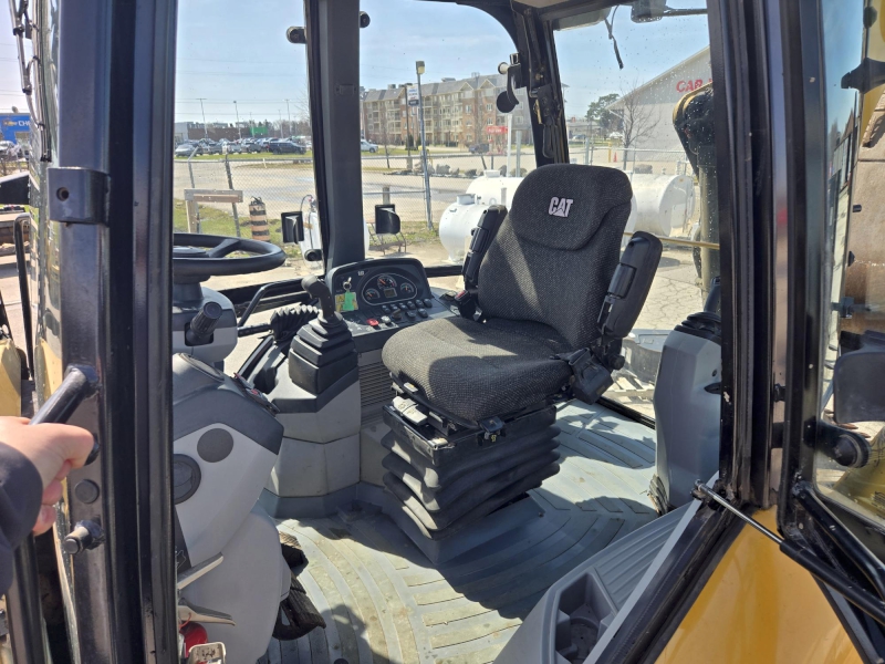 2013 Caterpillar 420F IT Tractor Loader Backhoe