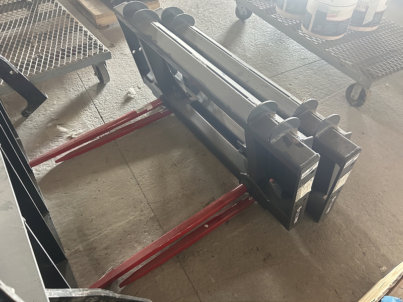 2025 CNH BSD39BO500GX Bale Spear