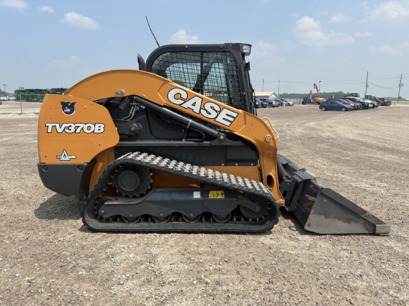 2022 Case TV370B Compact Track Loader
