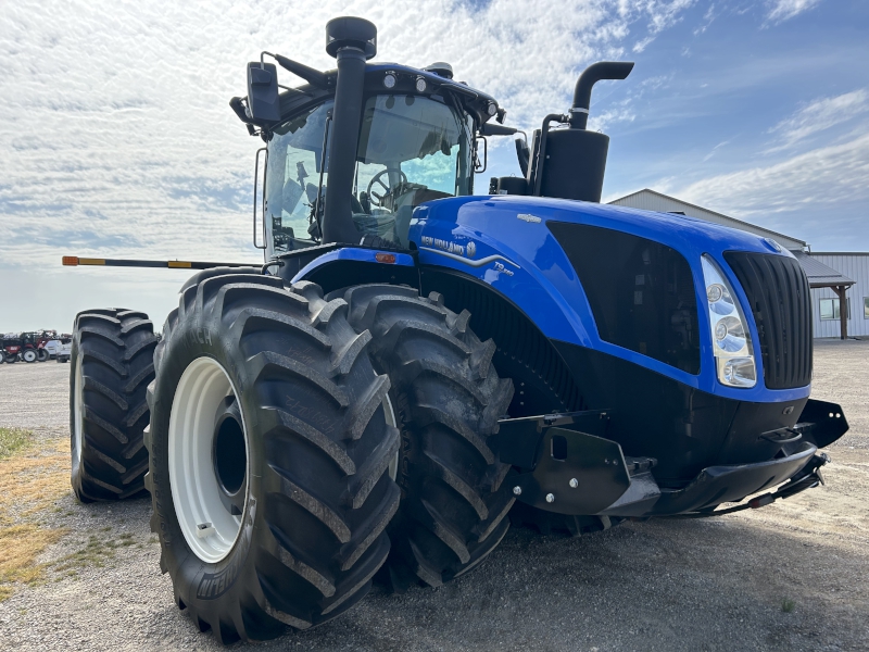 2026 New Holland T9.580 AC PL Tractor