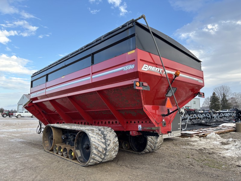 2016 Brent 1596 Grain Cart