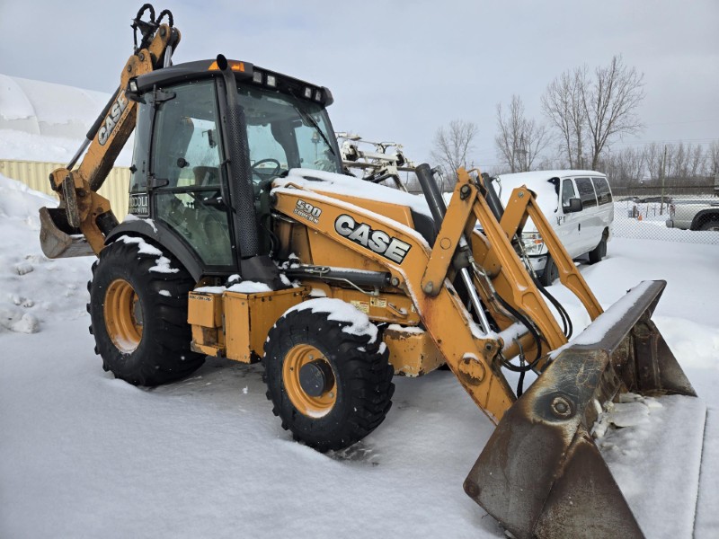 2015 Case 590SN Tractor Loader Backhoe