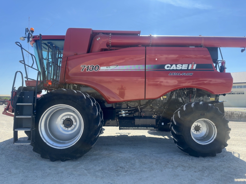 2012 Case IH 7130 Combine