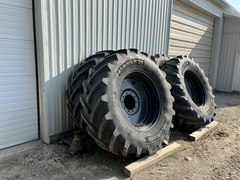 2015 Case IH PATRIOT 3340 Sprayer/High Clearance