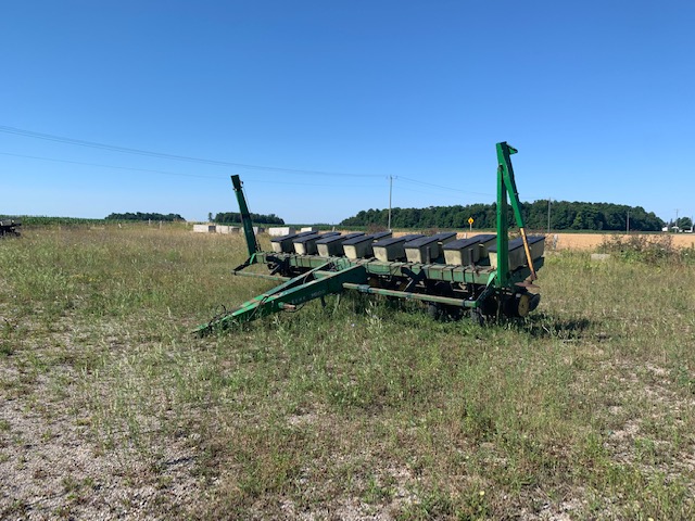 John Deere 7000 Planter