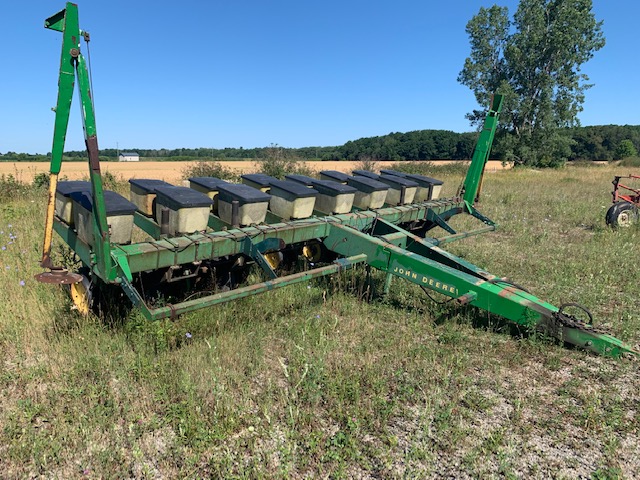 John Deere 7000 Planter