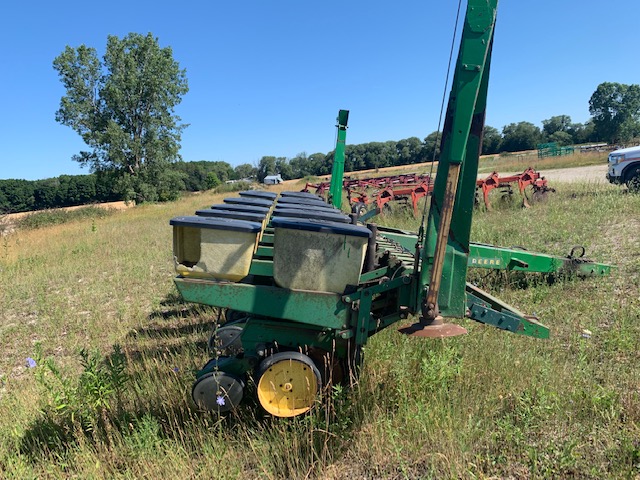 John Deere 7000 Planter