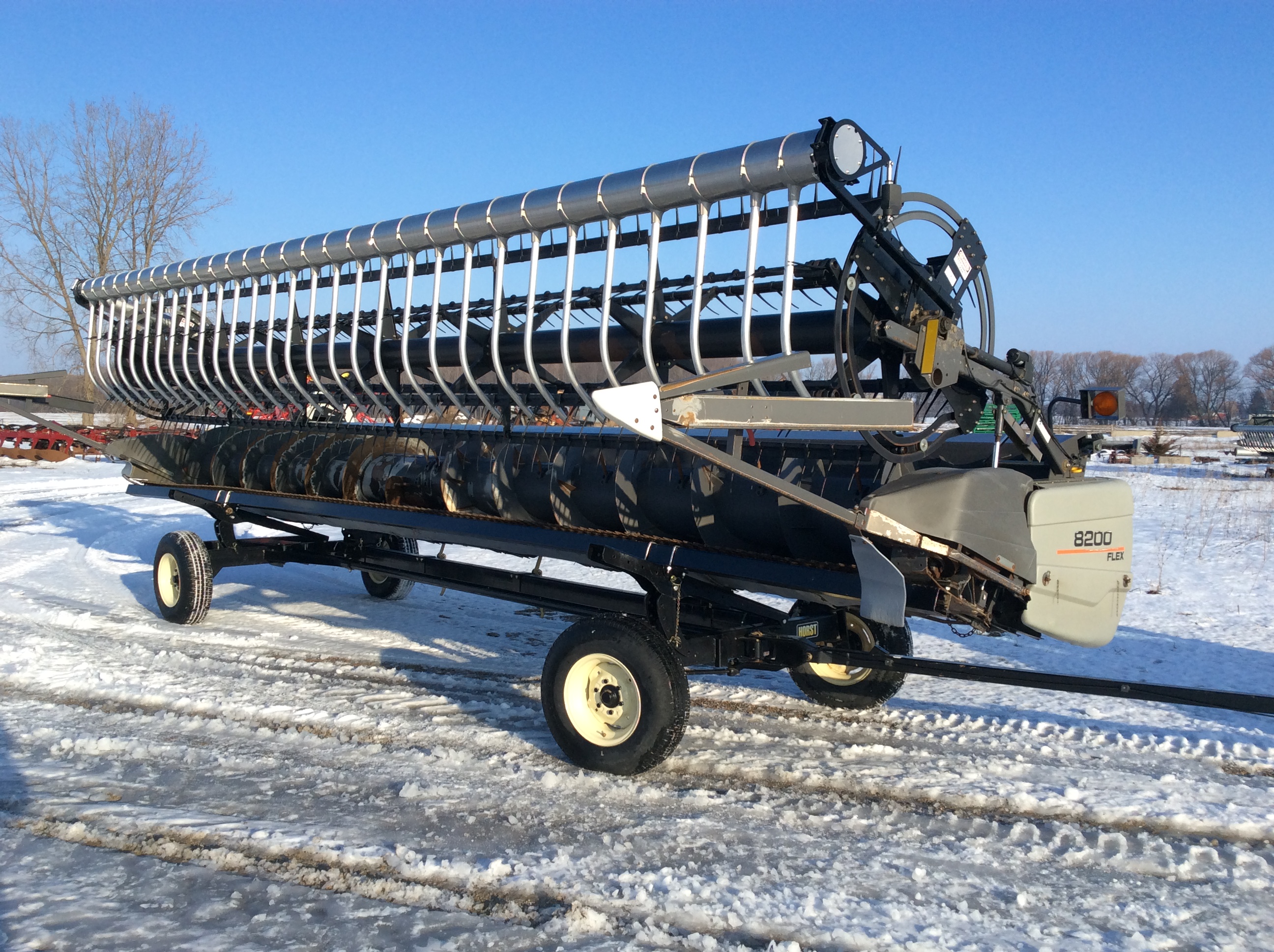 2007 Gleaner 8200-30R Header Flex