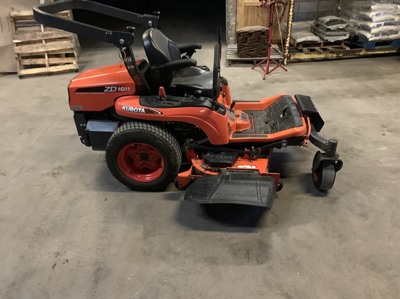 2018 Kubota ZD1011 Mower/Zero Turn