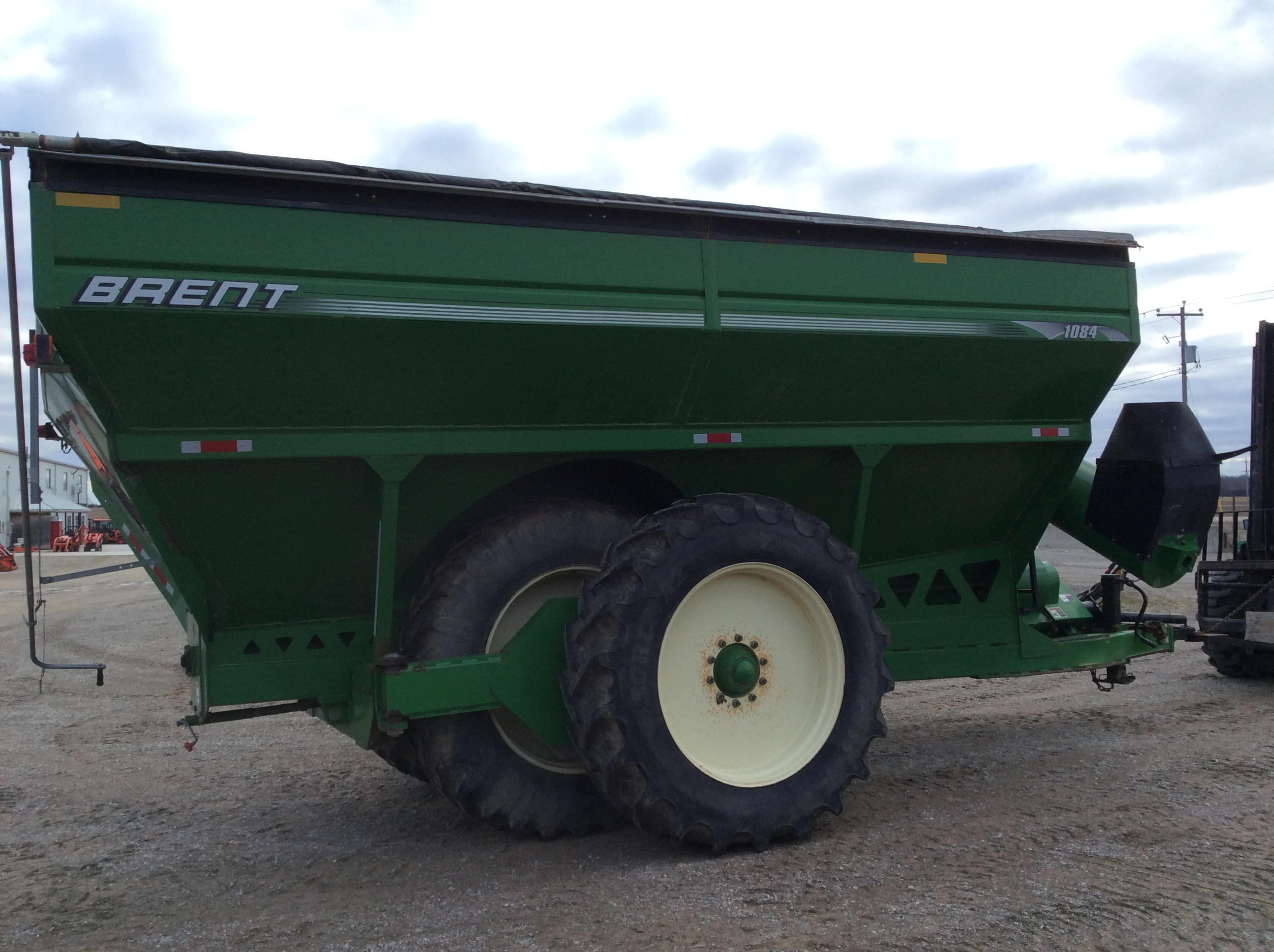 Brent 1084 Grain Cart