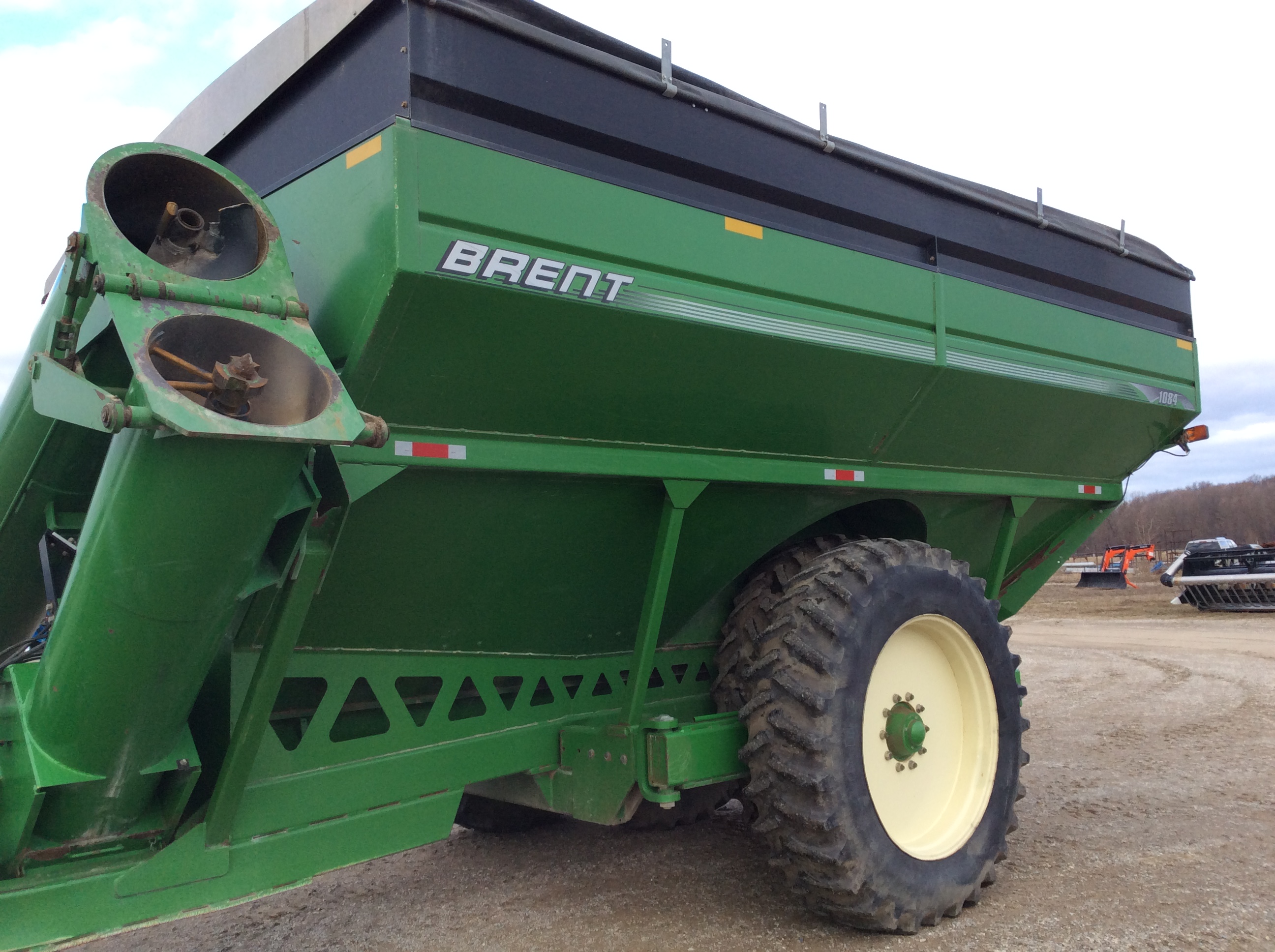 Brent 1084 Grain Cart