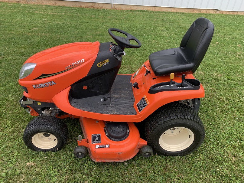 2020 Kubota GR2120 Garden Tractor