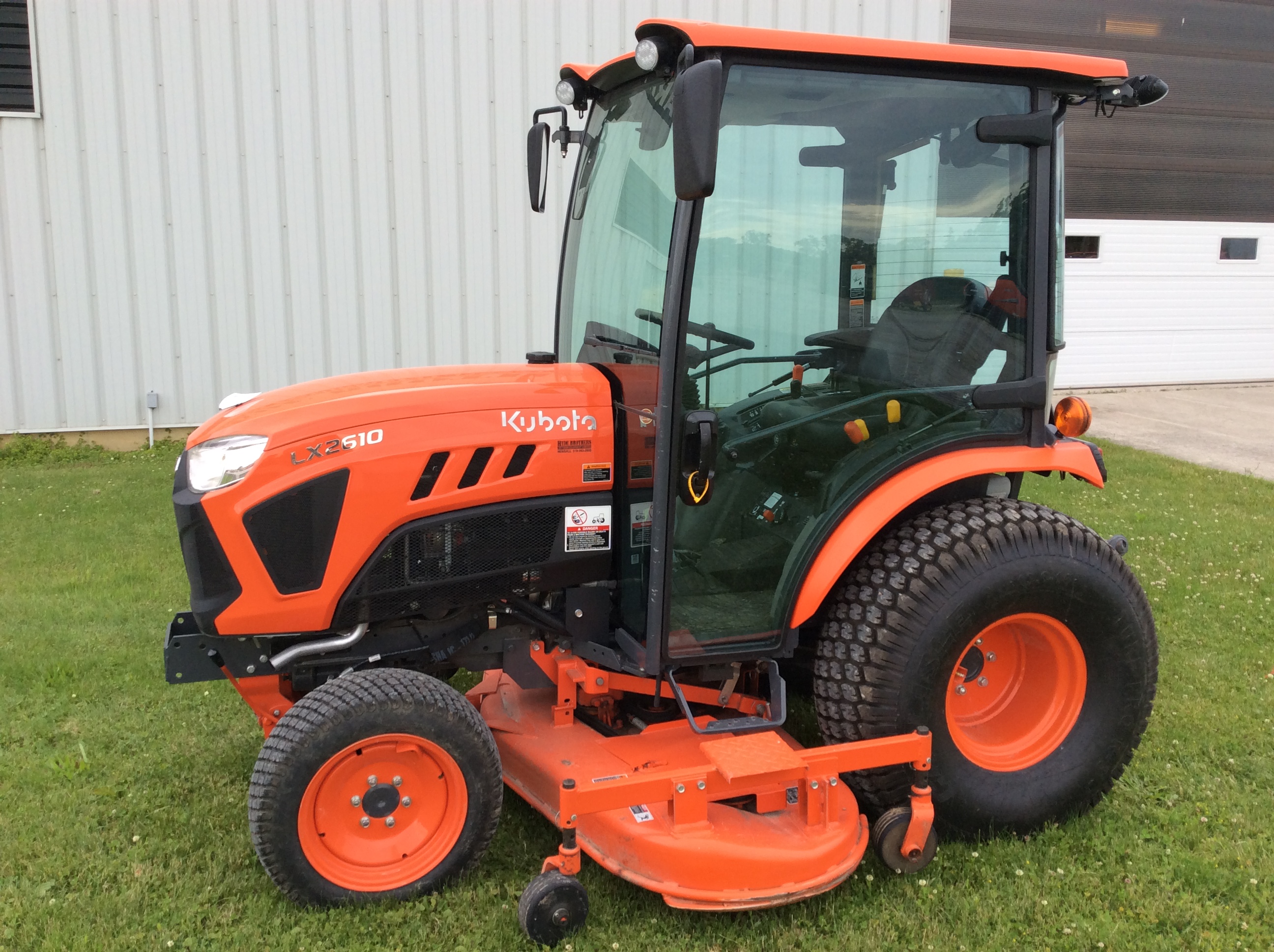 2023 Kubota LX2610 Tractor