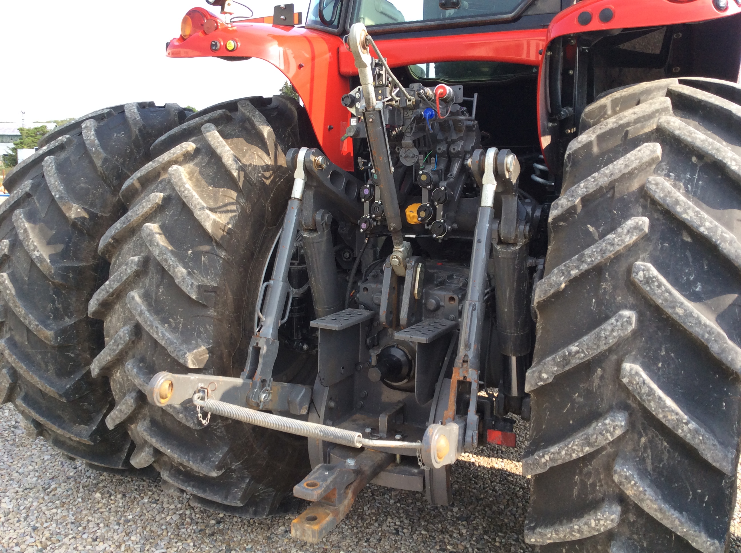 2018 Massey Ferguson 7722 Deluxe Tractor