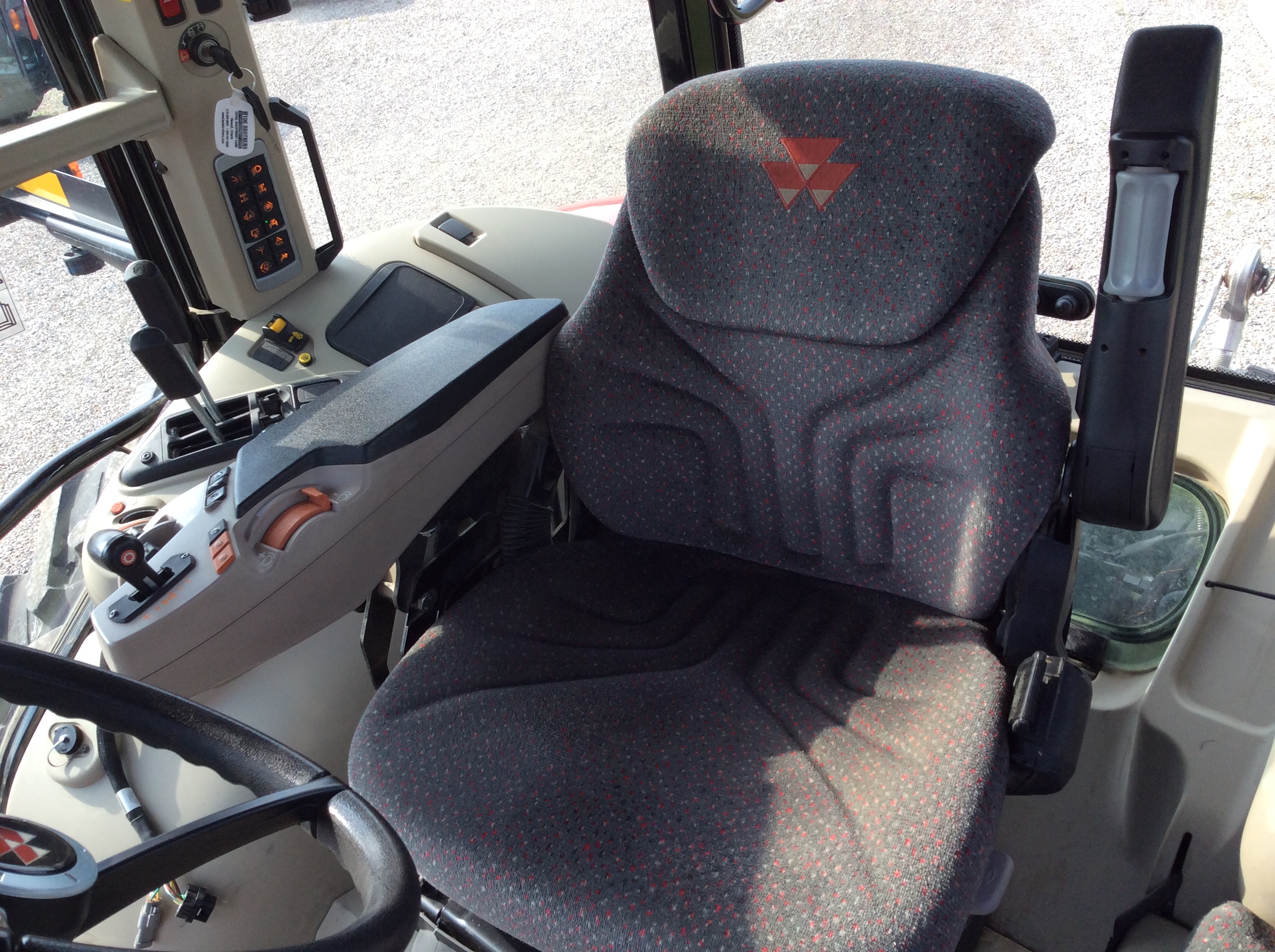 2018 Massey Ferguson 7722 Deluxe Tractor