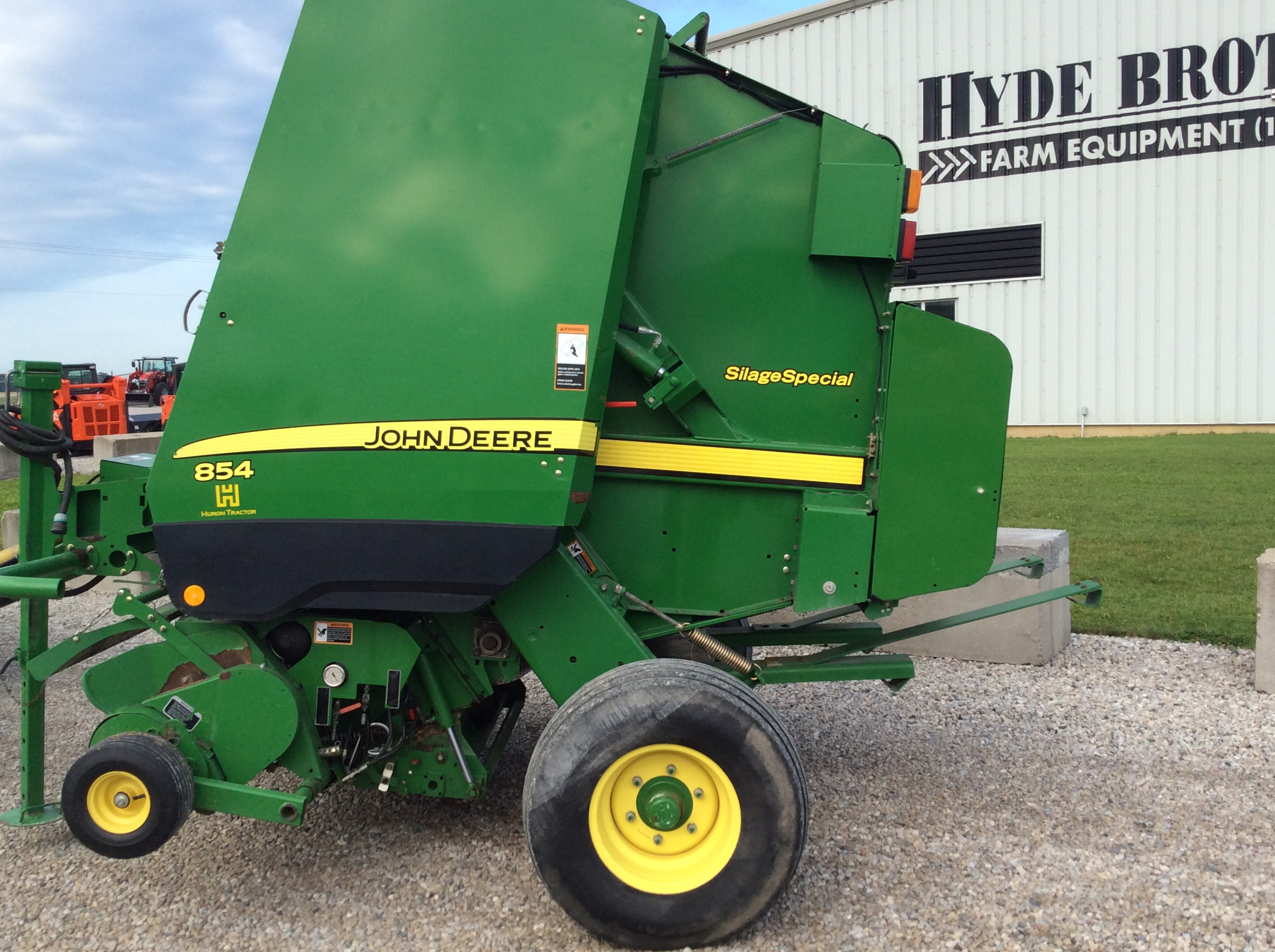 2010 John Deere 854SS Baler/Round