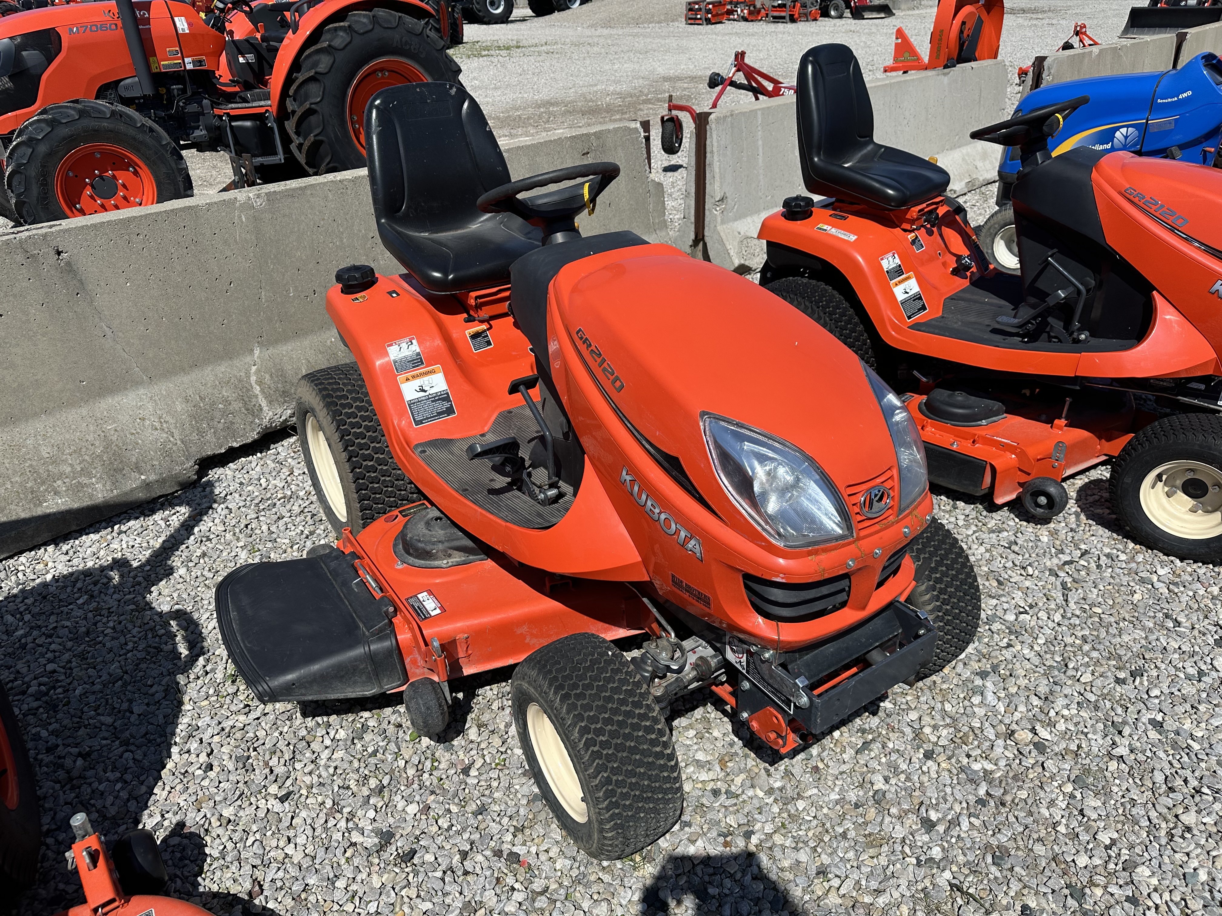 2014 Kubota GR2120 Garden Tractor