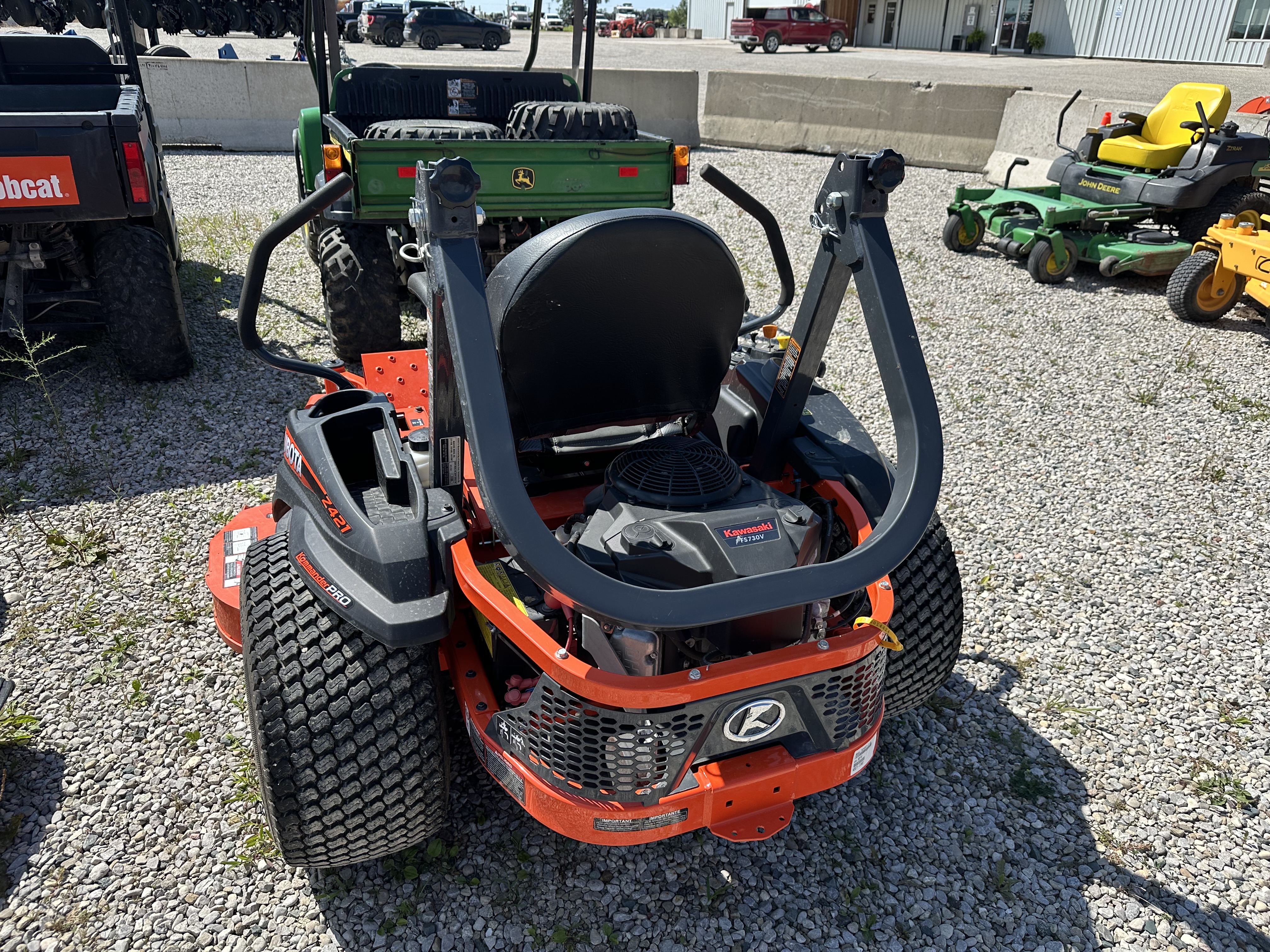 2019 Kubota Z400 Mower/Zero Turn