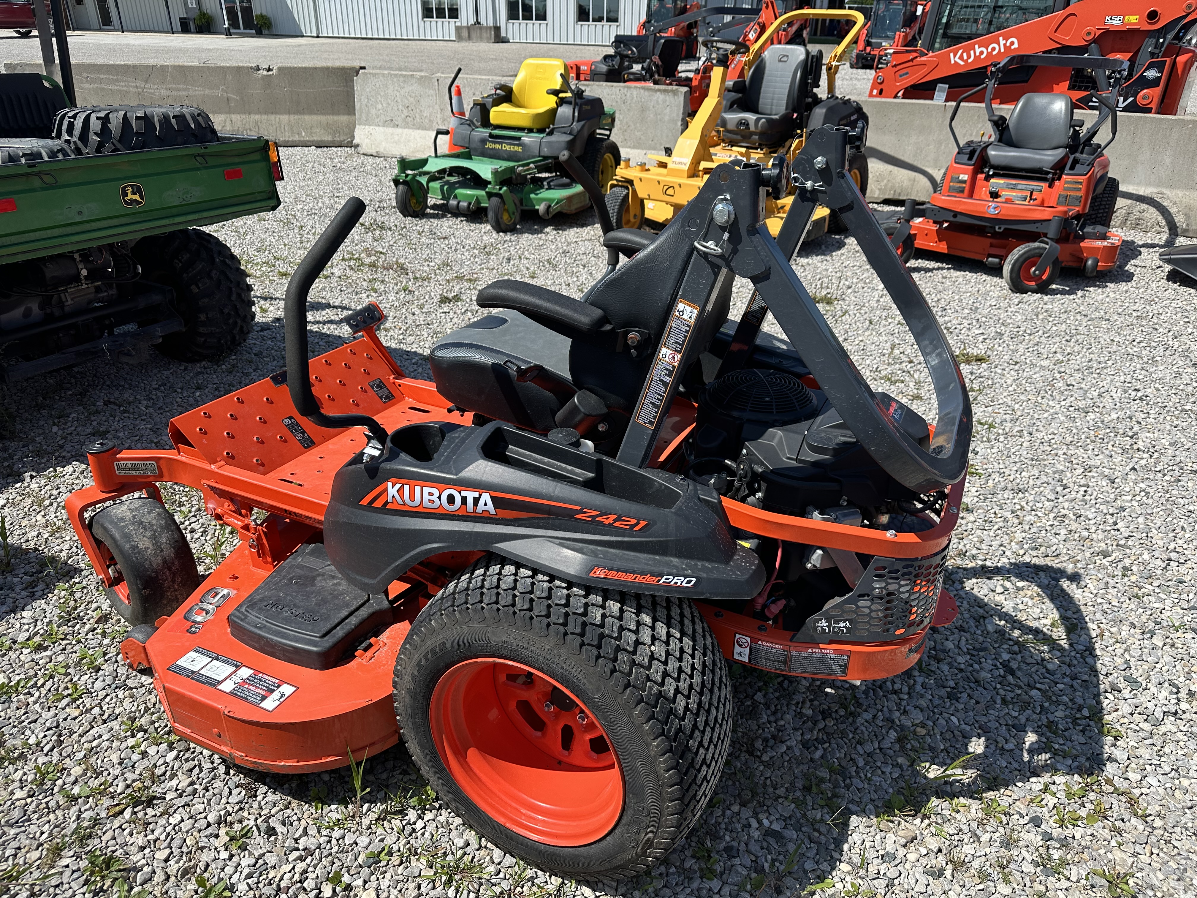 2019 Kubota Z400 Mower/Zero Turn