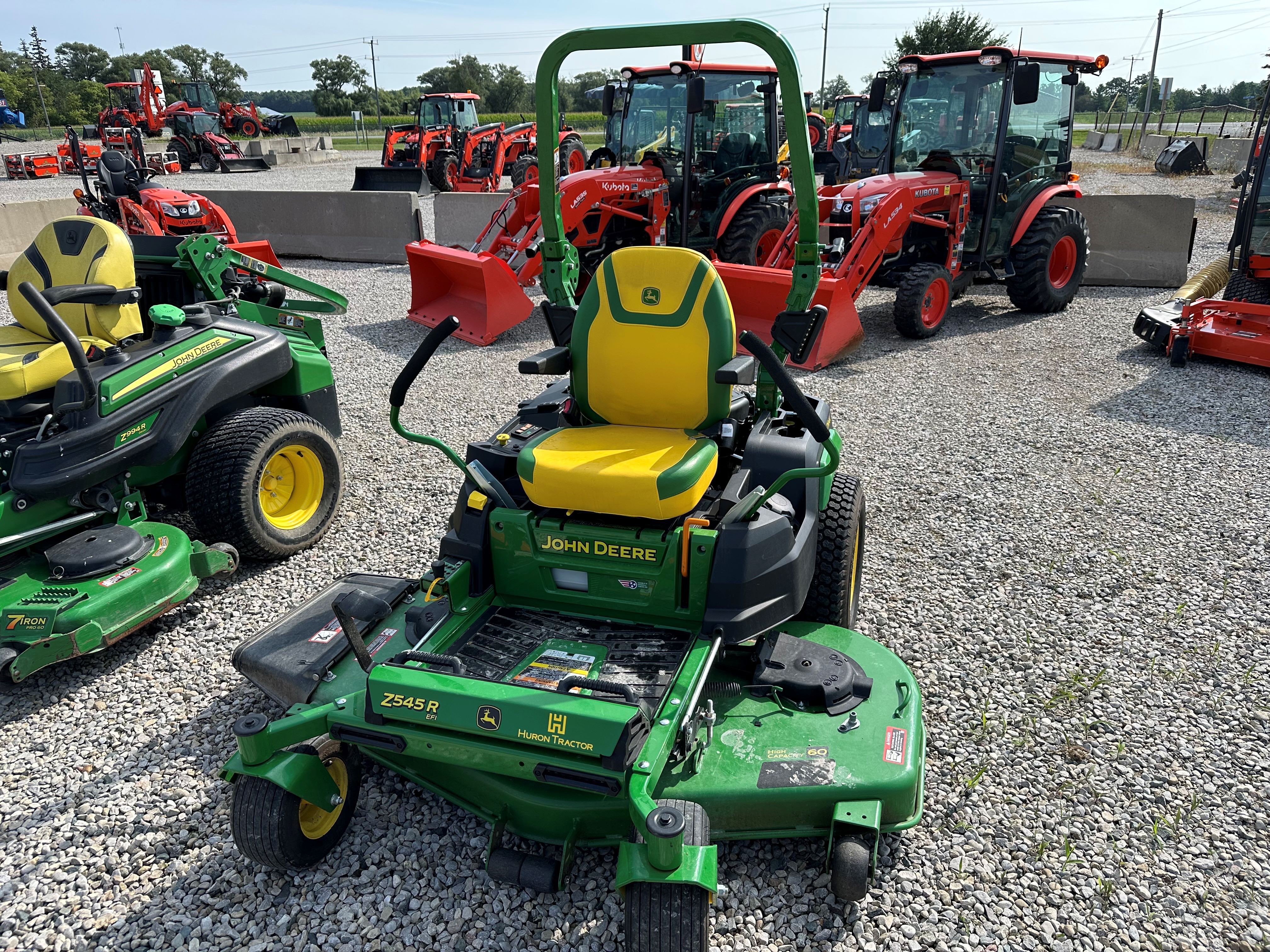 2023 John Deere Z545R Mower/Zero Turn