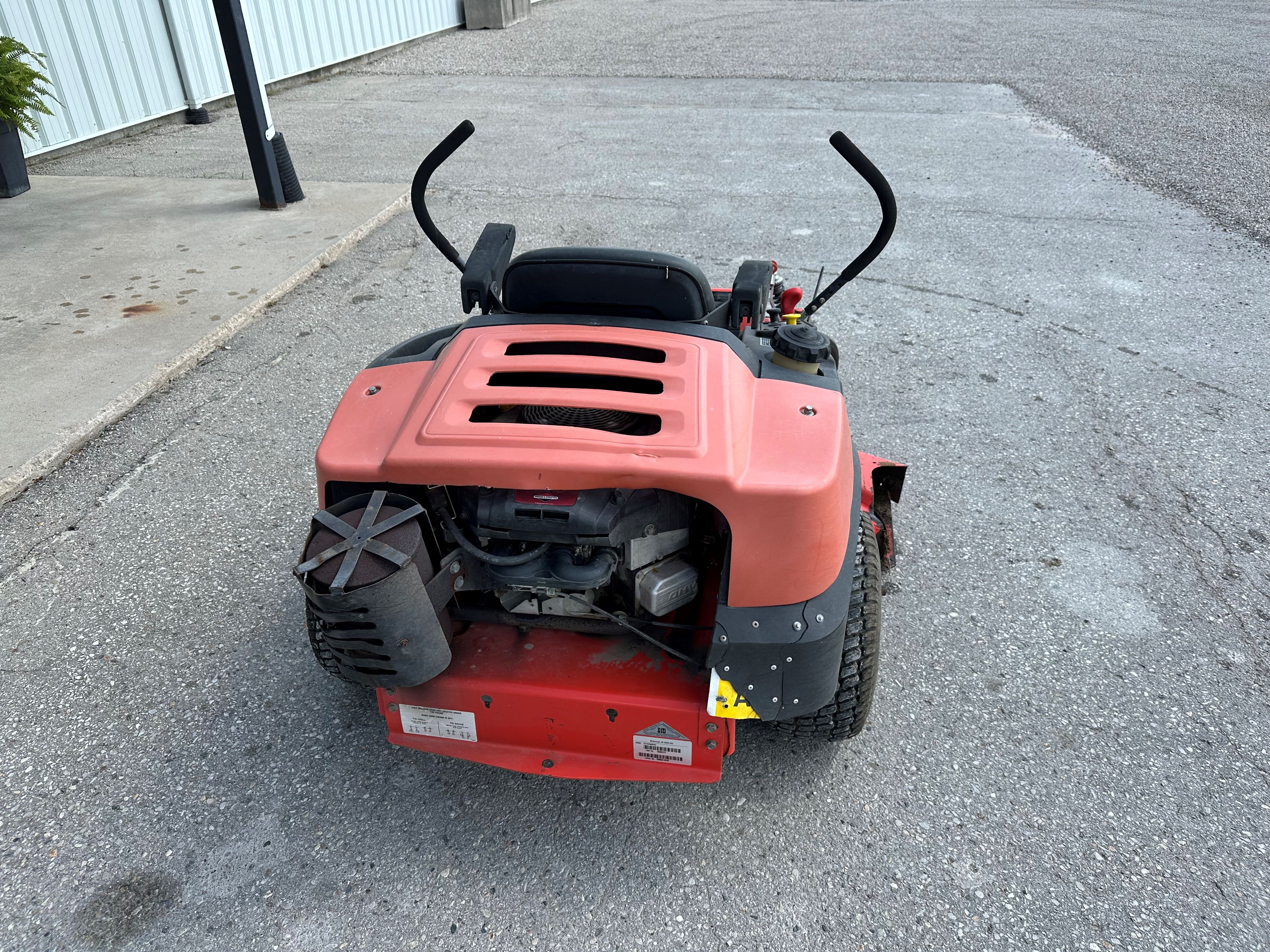 2006 Simplicity RZT22500 Mower/Zero Turn