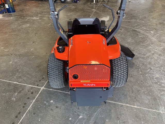 2011 Kubota ZD221 Mower/Zero Turn