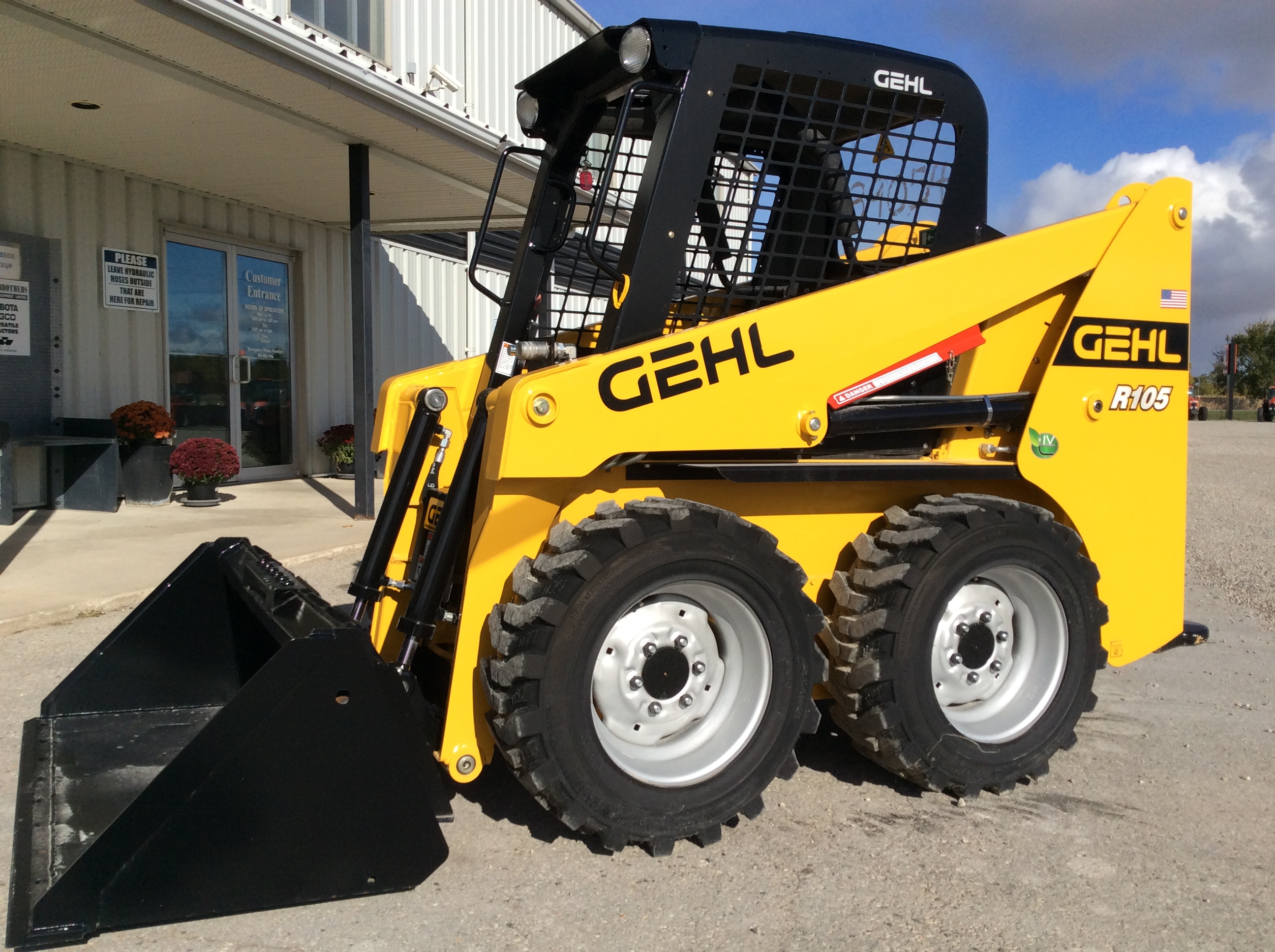 2023 Gehl R105 Skid Steer Loader