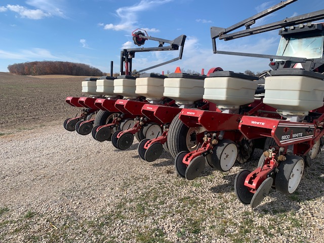 AGCO White 6200 Planter