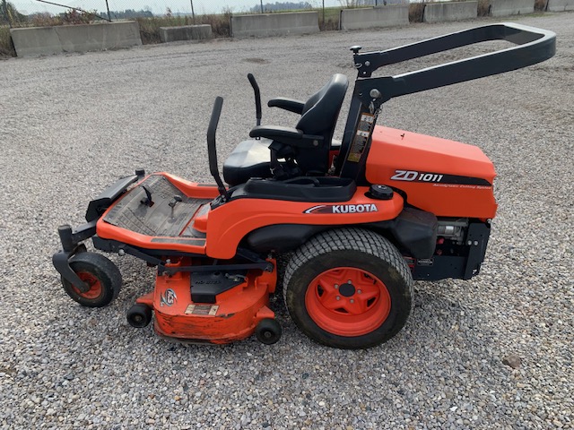 2016 Kubota ZD1011 Mower/Zero Turn