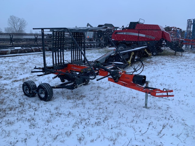 2015 Kubota RA1042T Rake