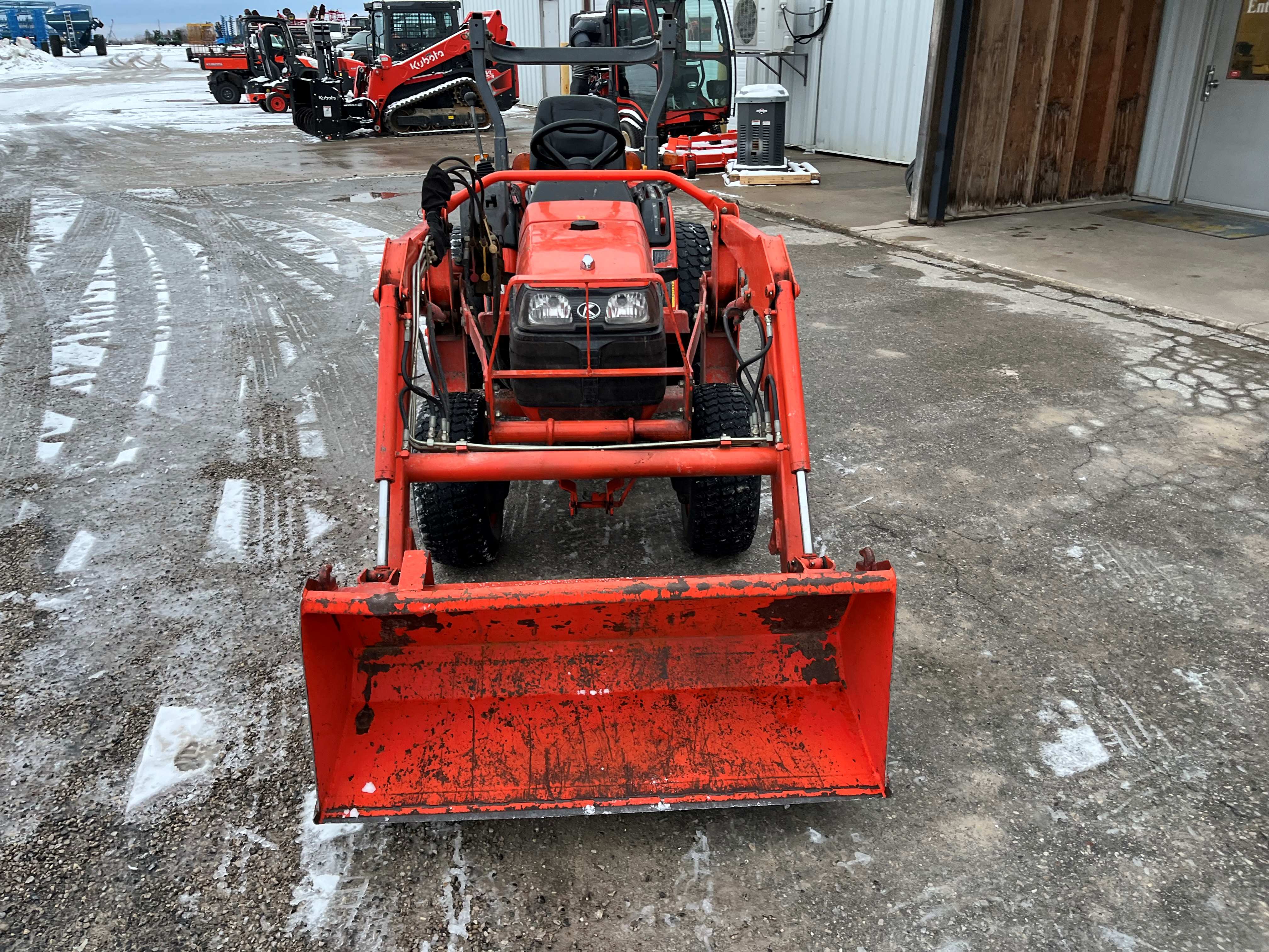 2004 Kubota B7510 Tractor