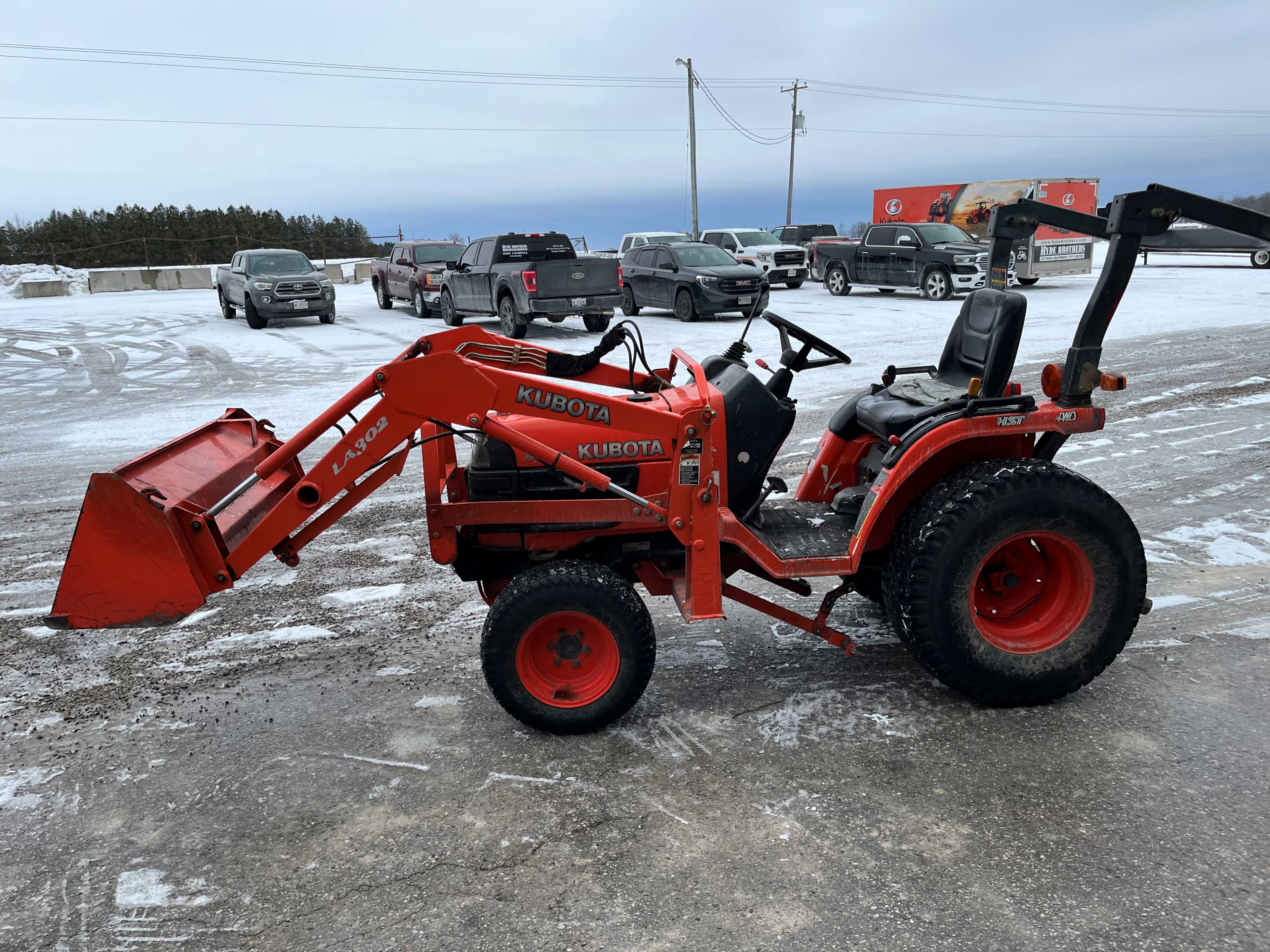 2004 Kubota B7510 Tractor