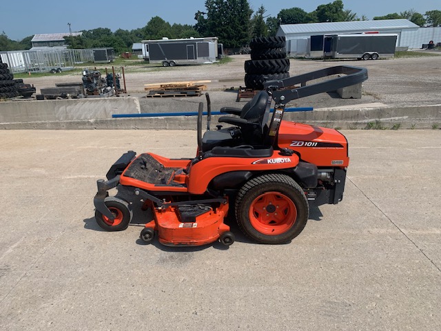 2017 Kubota ZD1011 Mower/Zero Turn