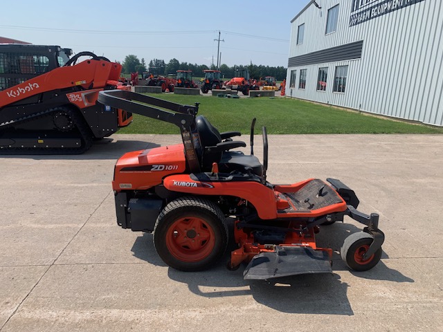 2017 Kubota ZD1011 Mower/Zero Turn