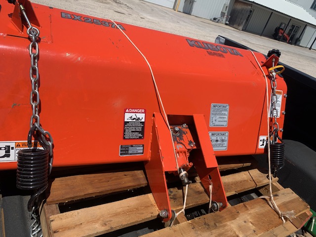 2014 Kubota BX2537A Sweeper