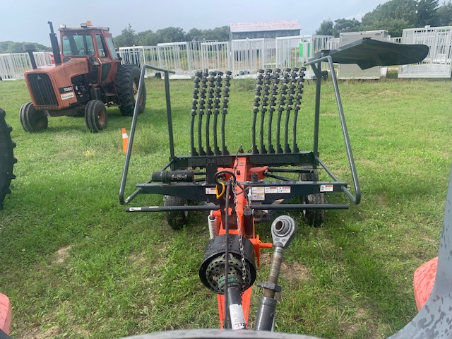 2020 Kubota RA1042T Rake