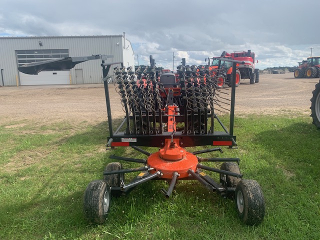 2020 Kubota RA1042T Rake