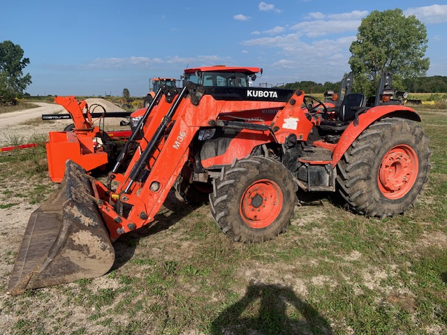 2016 Kubota M7060 Tractor